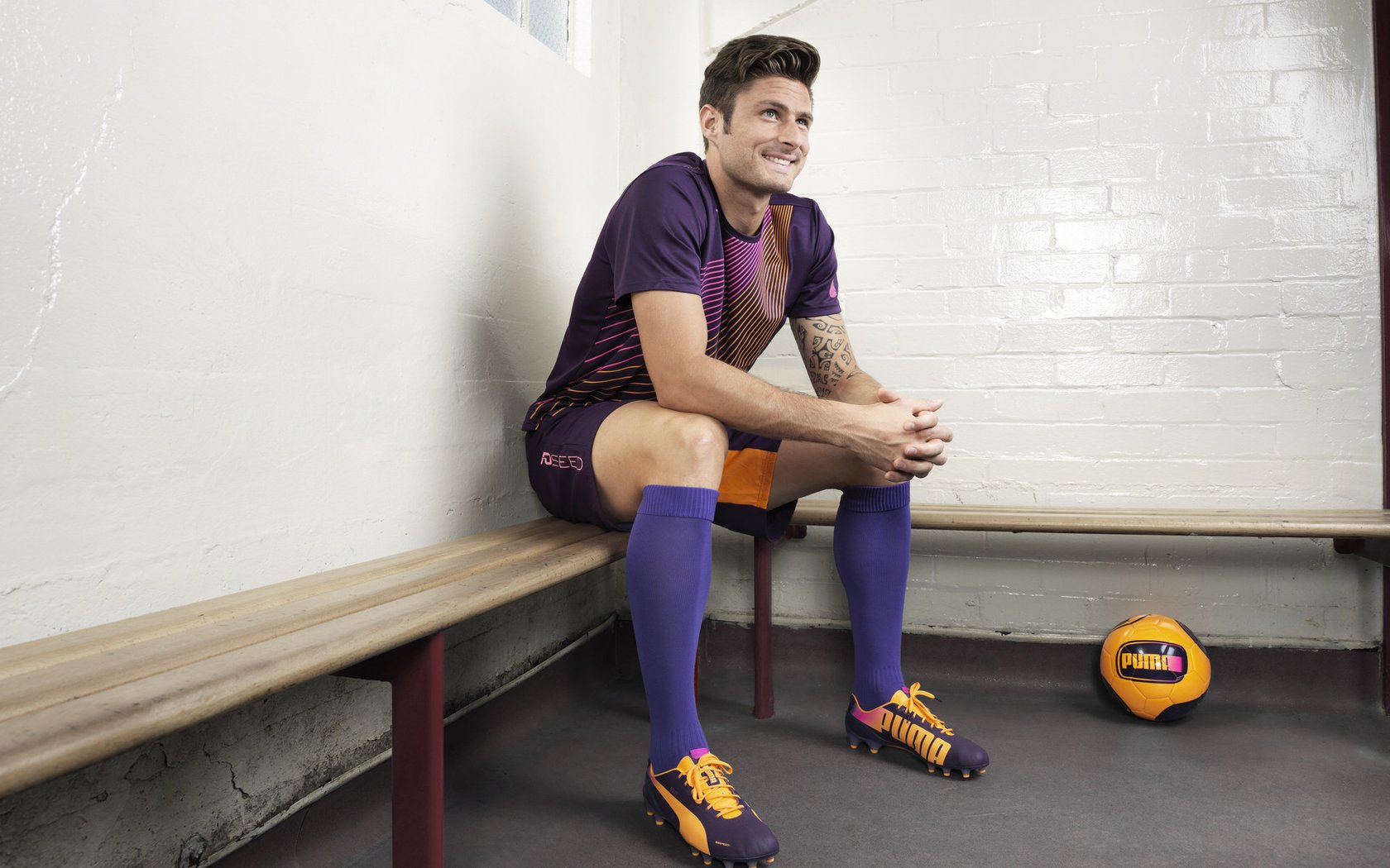 足球控球训练方法，足球控球训练方法个人